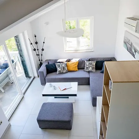 Miran * مالينسكا